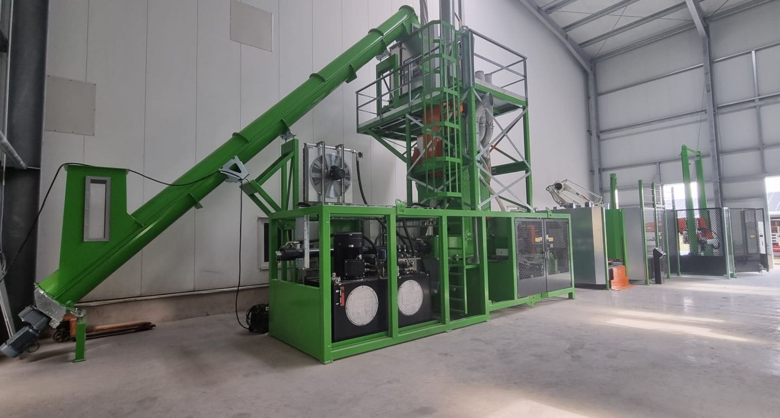 Packing chopped straw