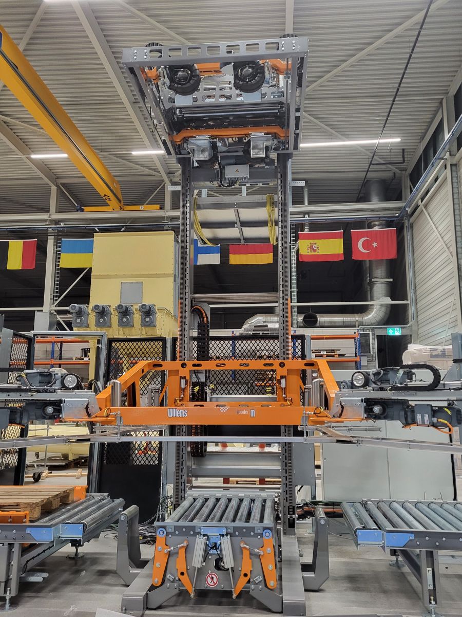 Stretch hooder model M